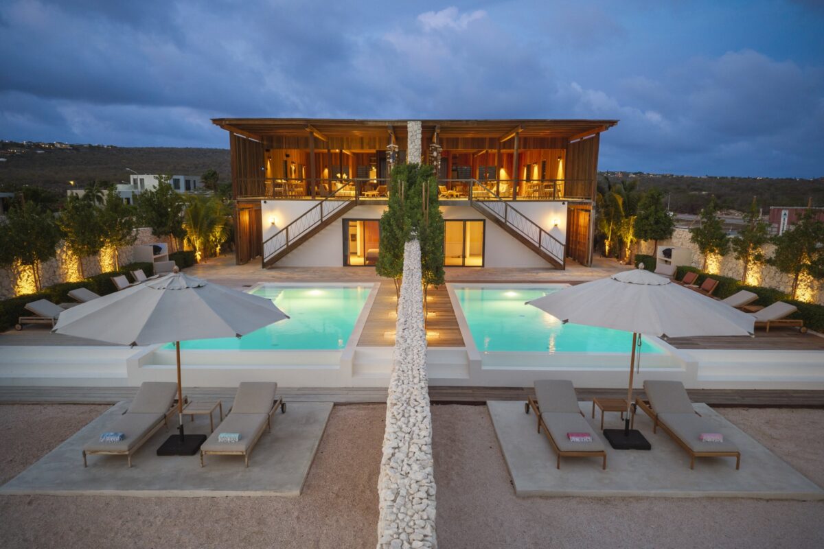 Oceanfront Reef Villa Sabadeco